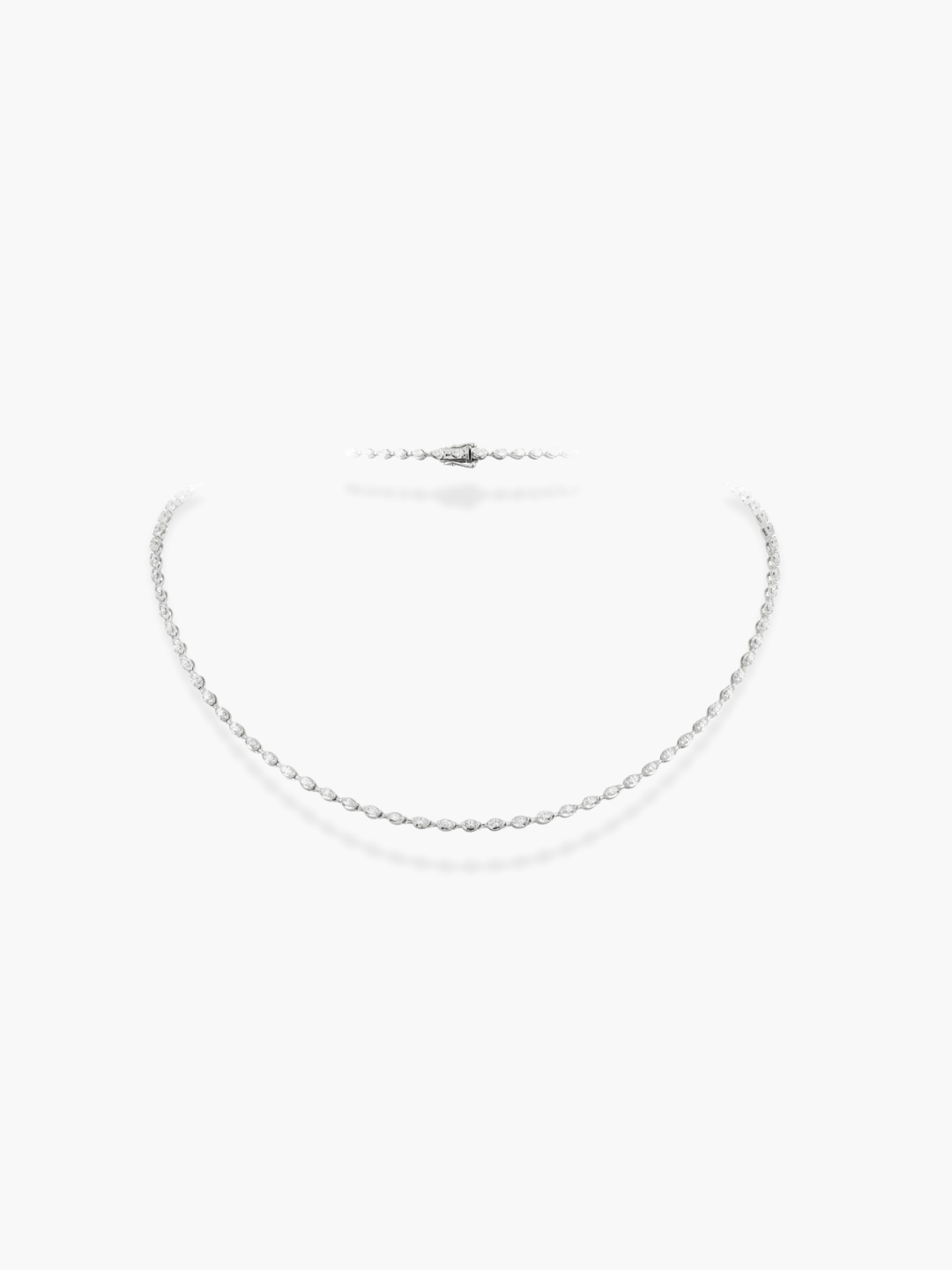 18K WHITE GOLD FANCY SHAPED NECKLACE