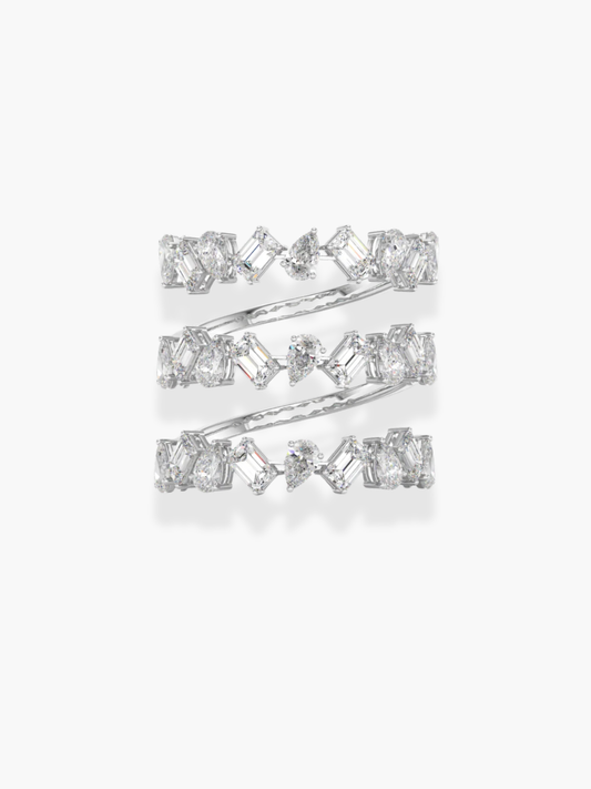 18k White Gold Spiral Shaped Diamond Ring