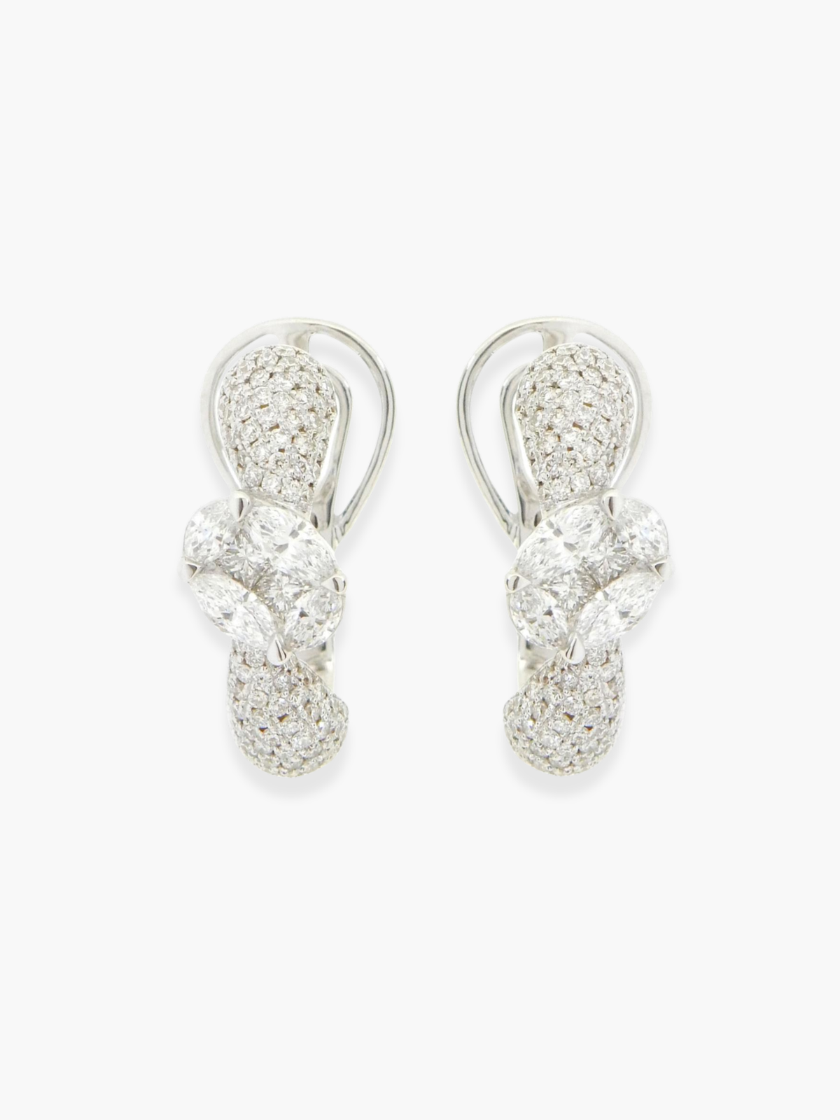 18k White Gold Oval Shaped Diamond Hoops Earrings