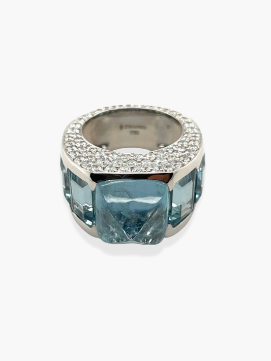 18k White Gold Diamonds and Aquamarine Sugarloaf Ring