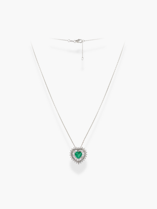 18K White Gold Diamond and Emerald Heart Shaped Pendant Necklace